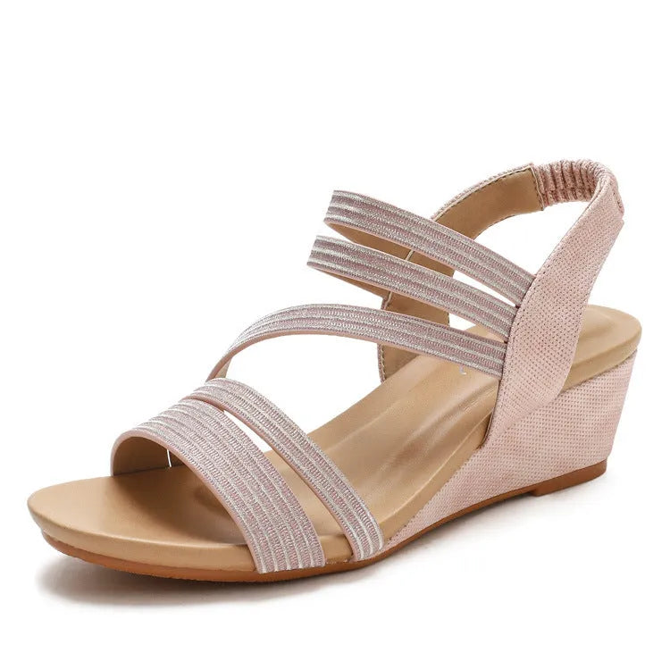 Women's grey artificial PU platform sandals with a 3-5cm middle heel on a white background.