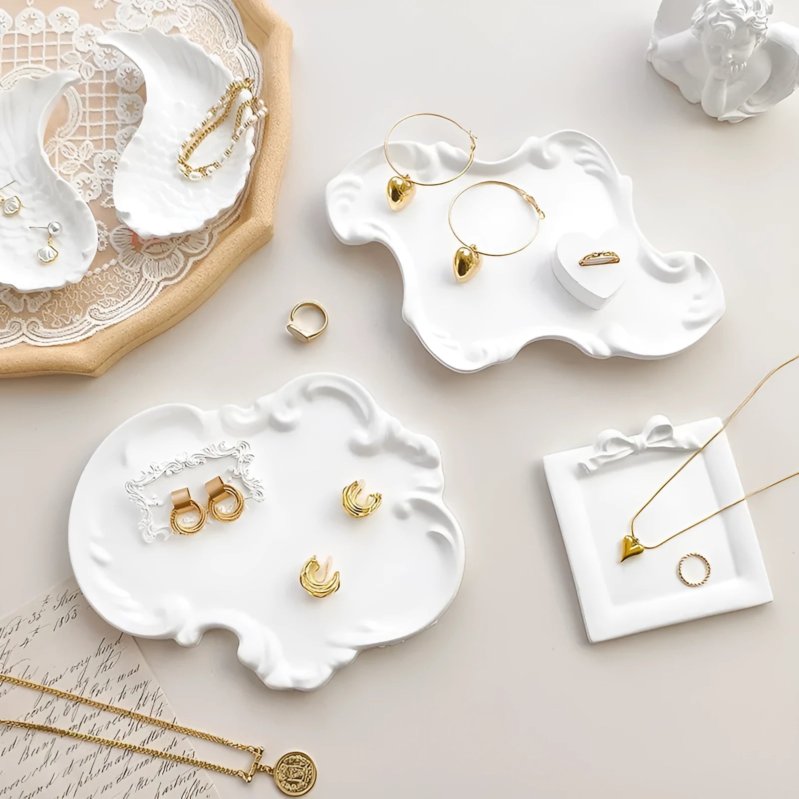 White Baroque gypsum jewellery display plate with decorative edges, available in multiple sizes