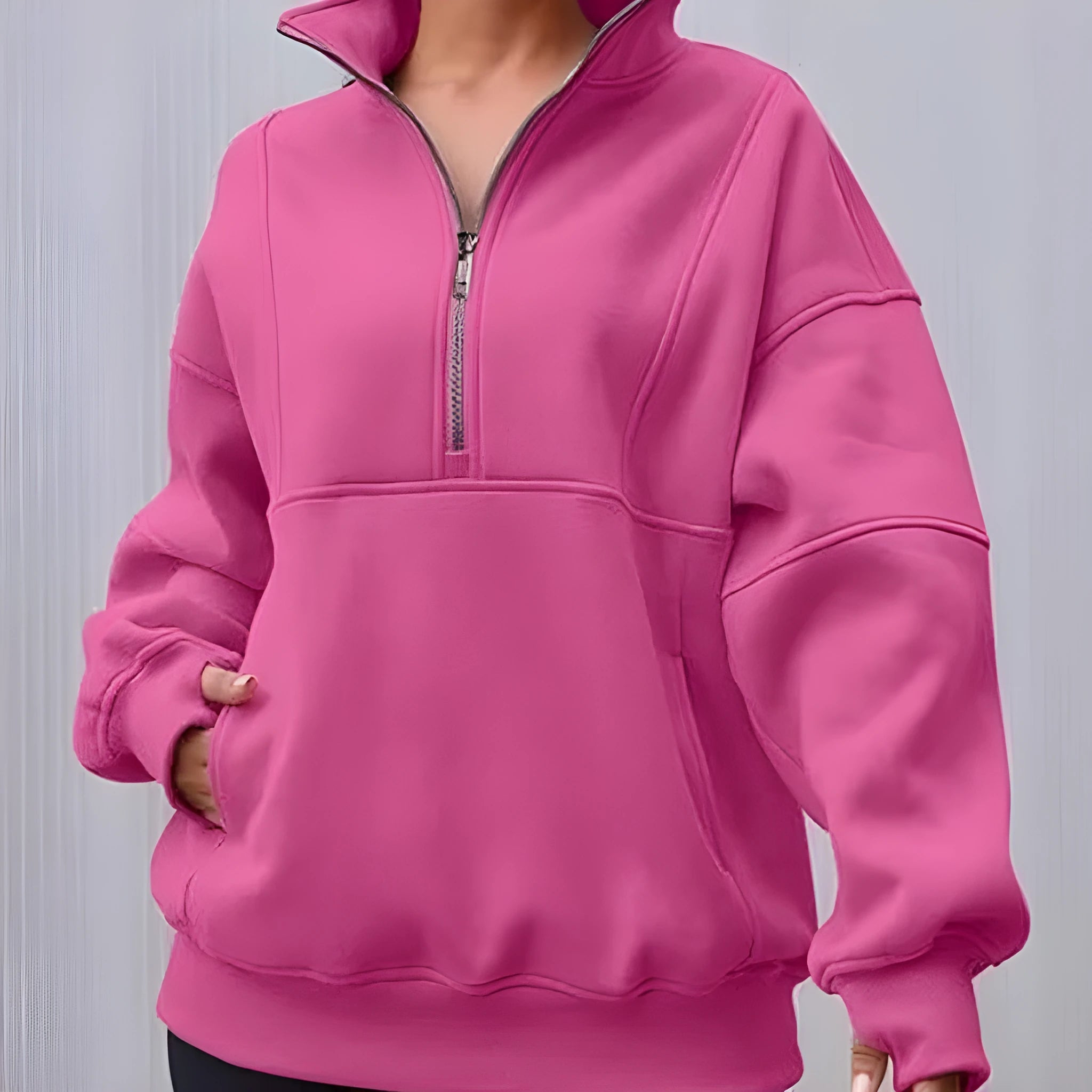 Women's loose polyester brushed hoody with zipper pocket in street hipster style, roomy fit, thick fabric