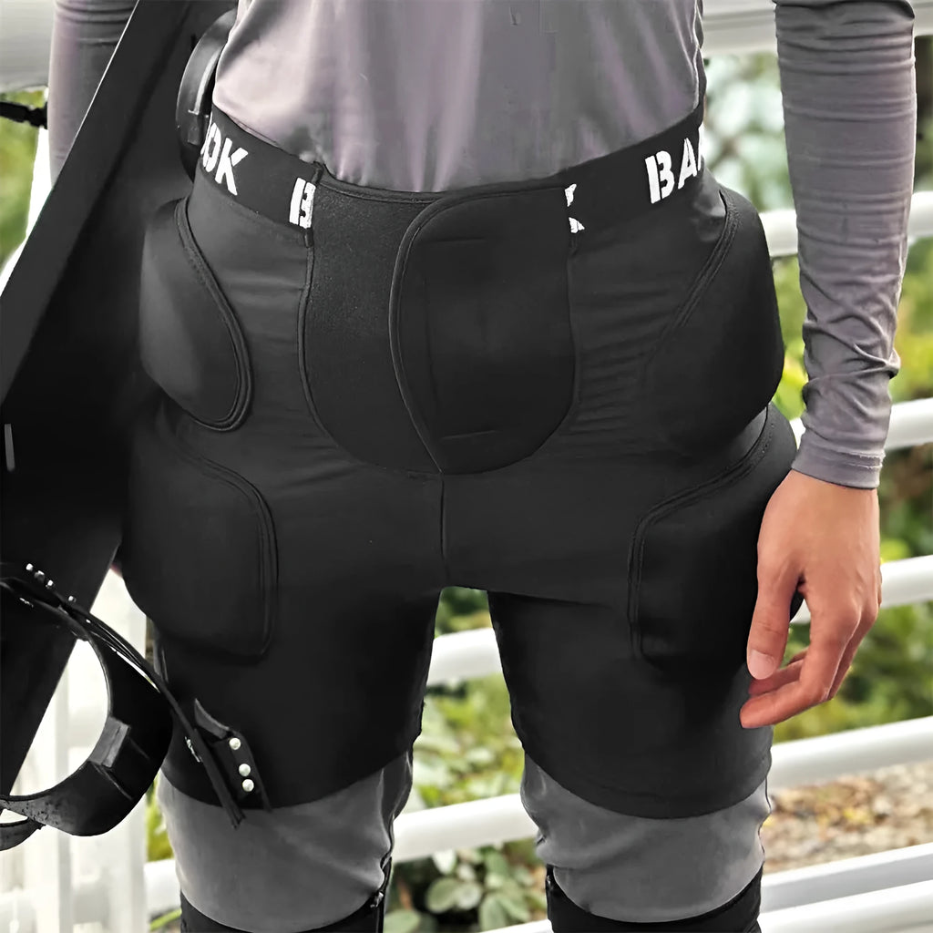 Black roller skating hip pads with removable NBR foam protection for adults