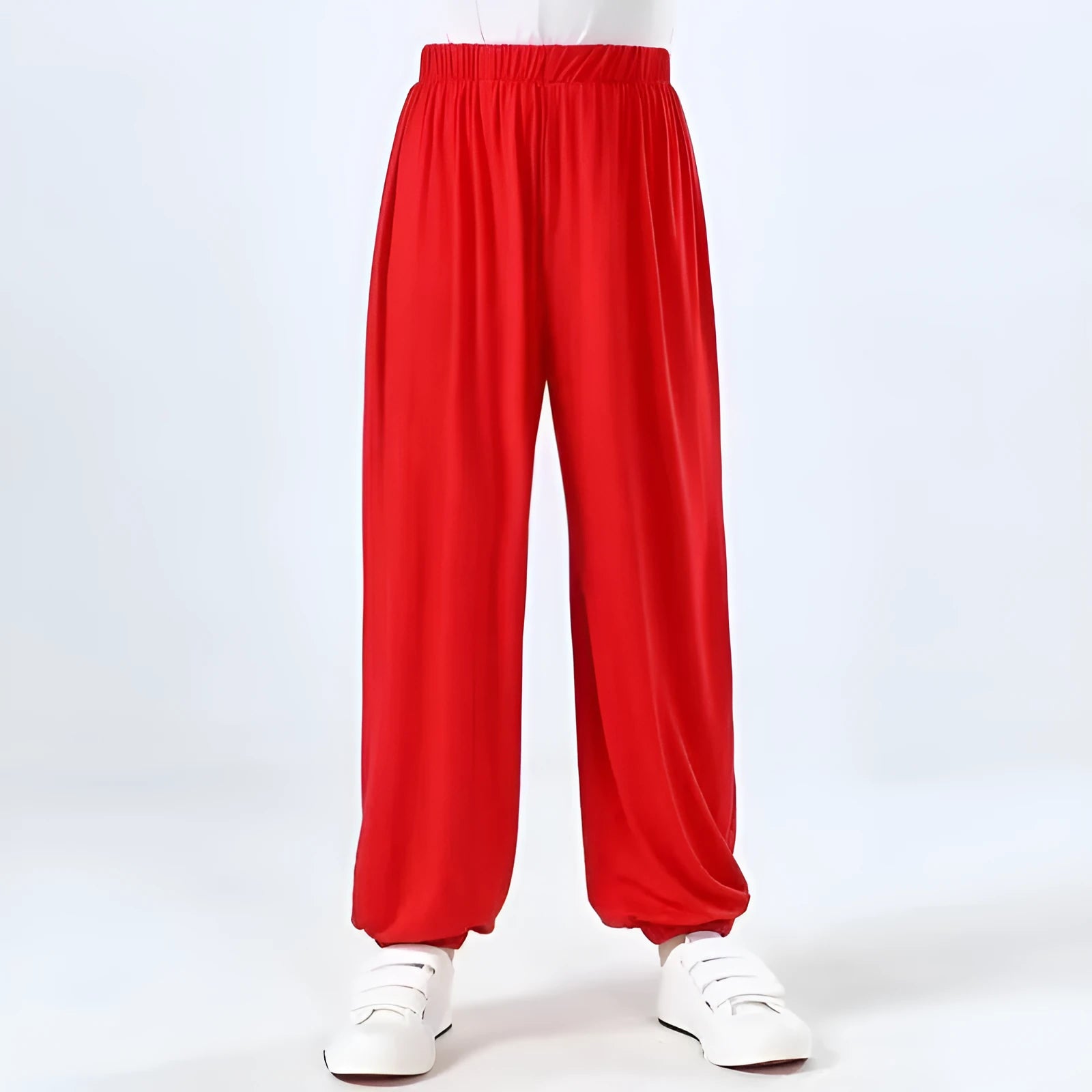 Children's black high elasticity Sanda martial arts practice pants made from Lycra.