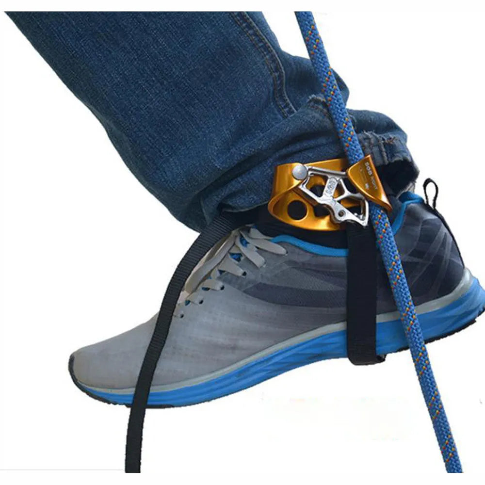 Left foot type ascender made from hot forged aluminium-magnesium alloy, length 8.5cm, width 4.7cm, for ropes 8-12mm diameter