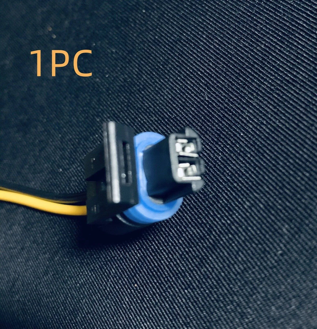 ACDelco engine coolant temperature sensor plug for automotive side light replacement.