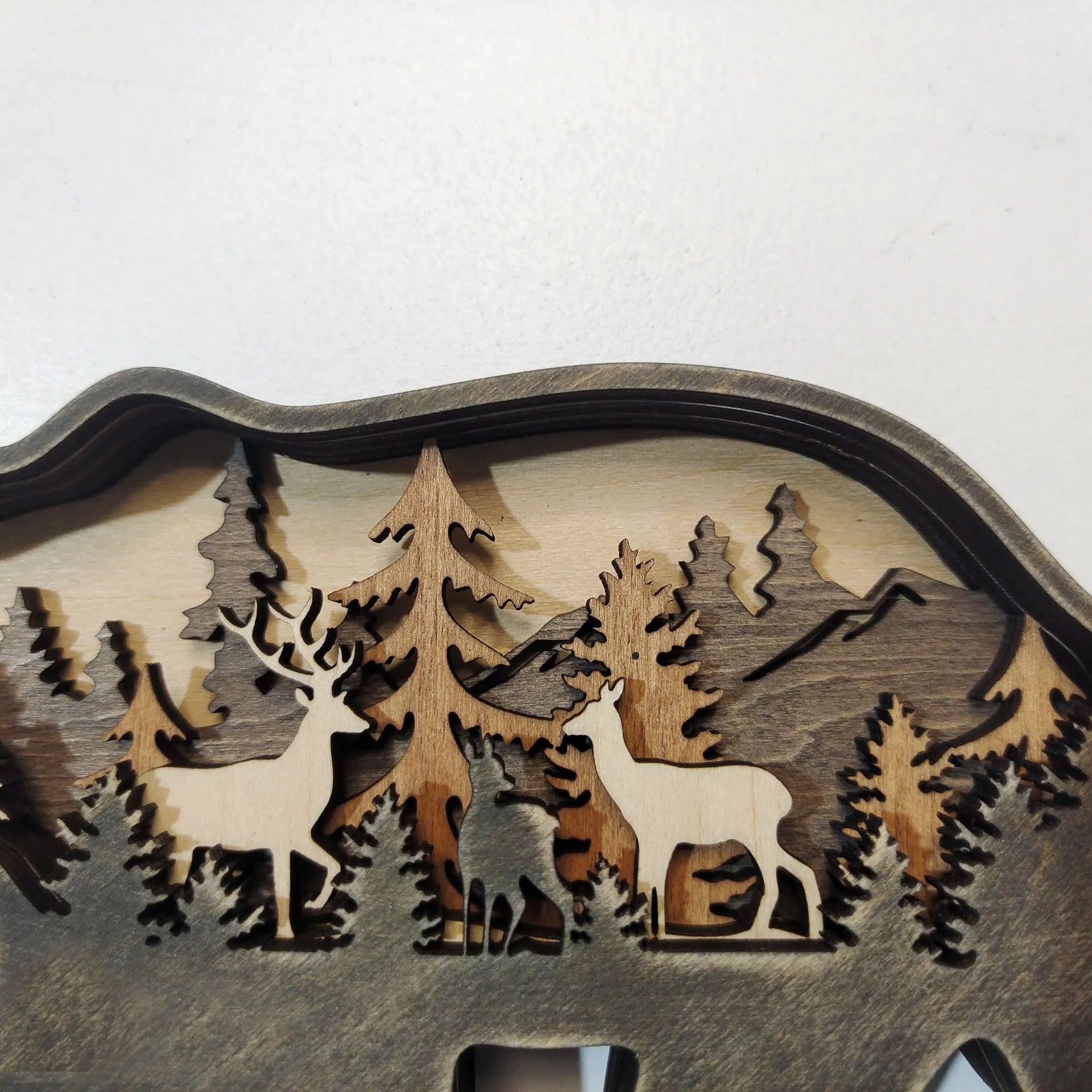 Boxwood Christmas ornament elk silhouette 18cm high natural wood finish