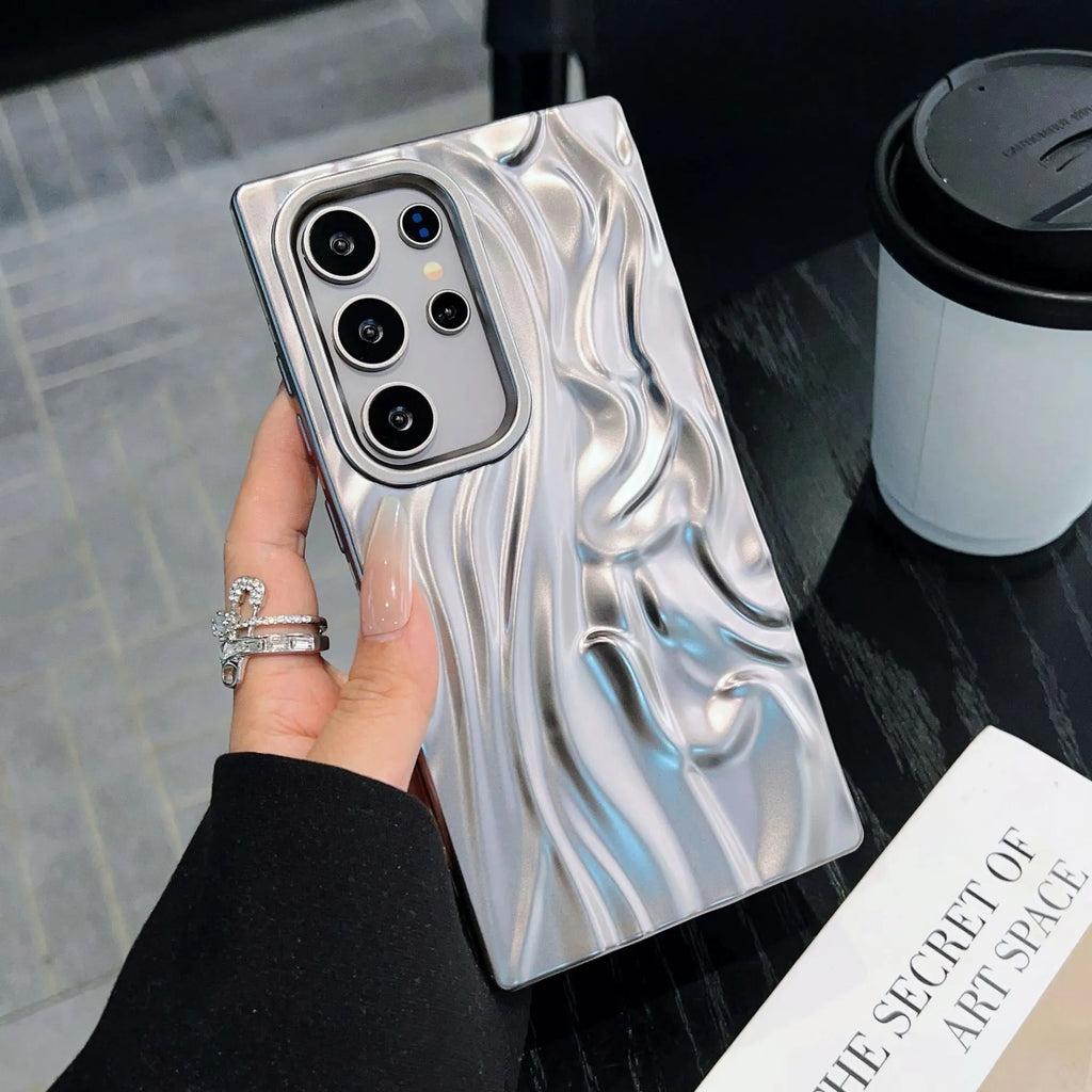 Three-dimensional pleated electroplating TPU phone case for Samsung with fall protection in glossy silver