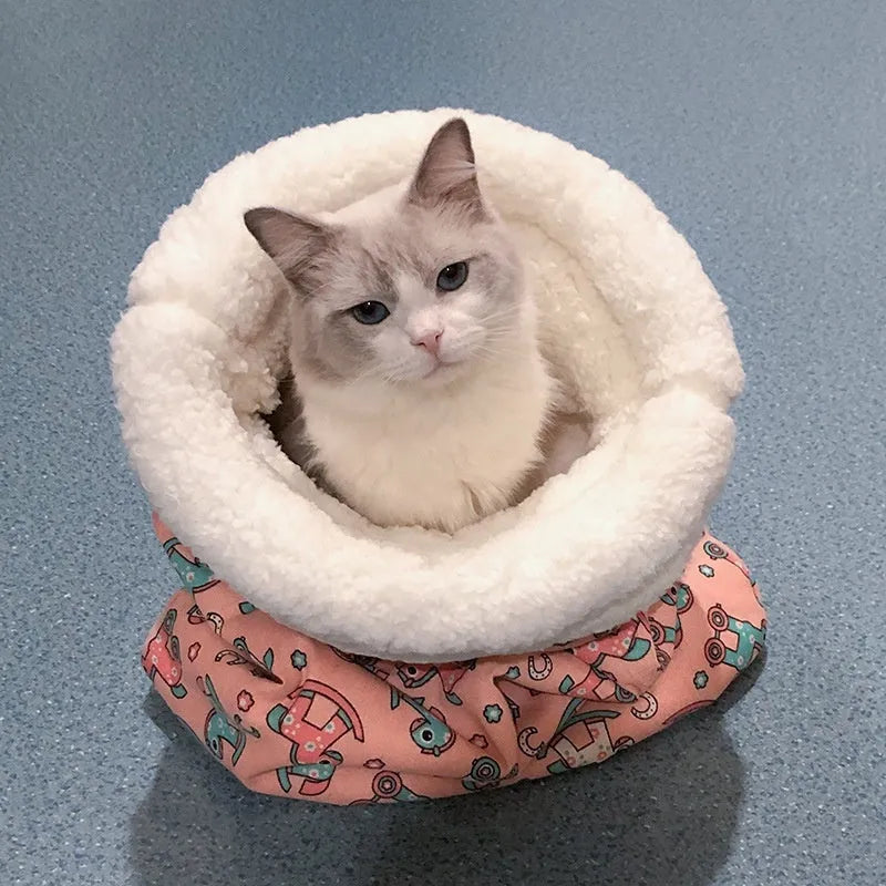 Lambswool thickened pocketable winter sleeping bag cat nest 55x45cm in avocado green