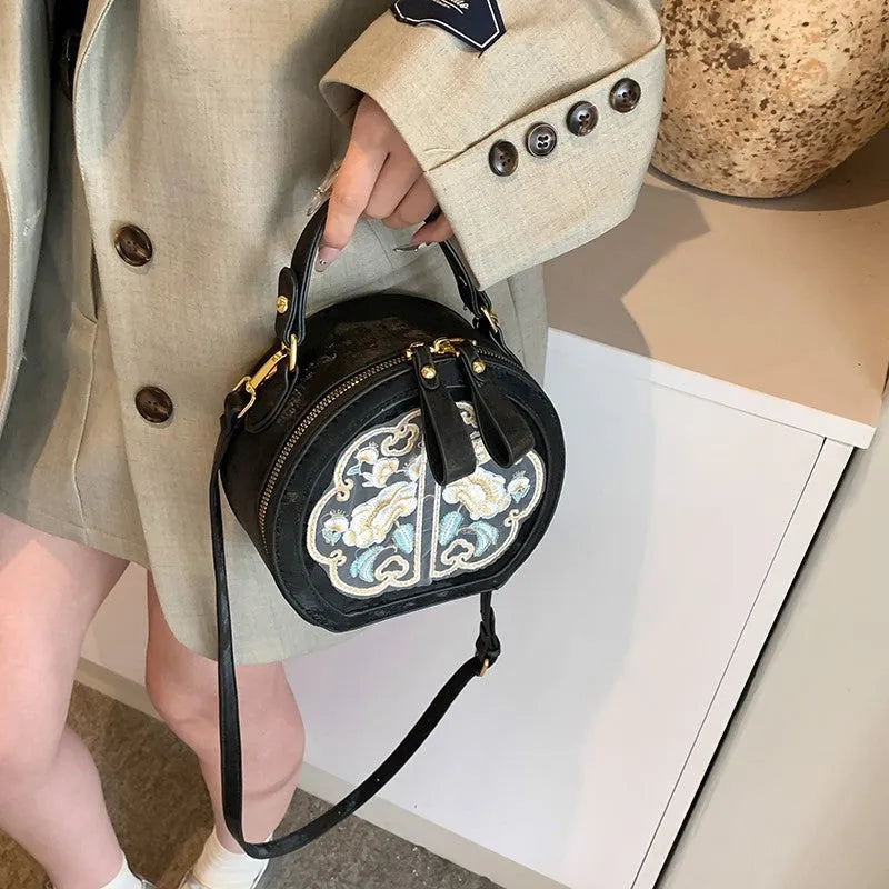 Chinese embroidery shoulder messenger bag in soft PU with horizontal square shape and zipped inner pocket