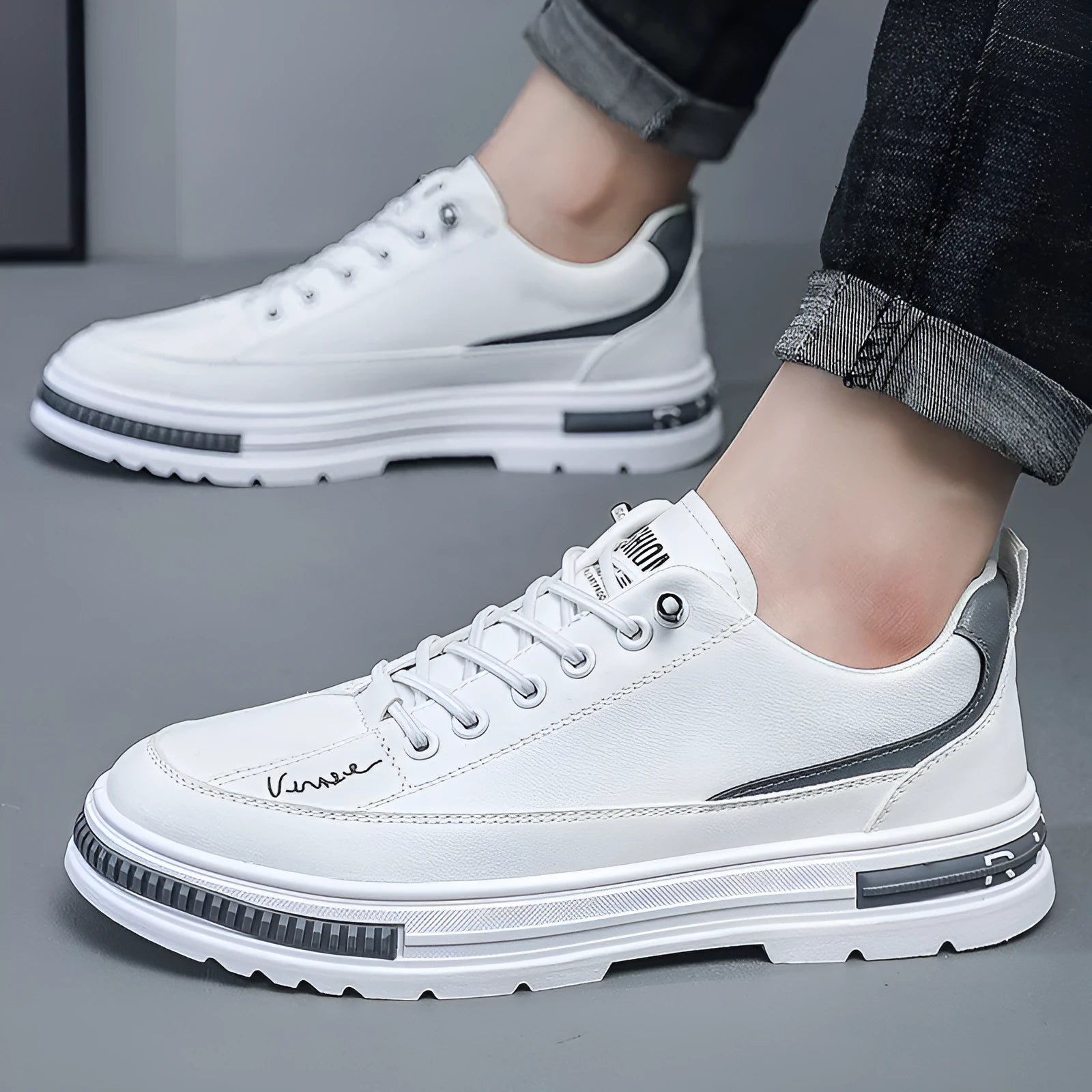 Men's Korean style platform sneakers with elastic band fastening in black colour option