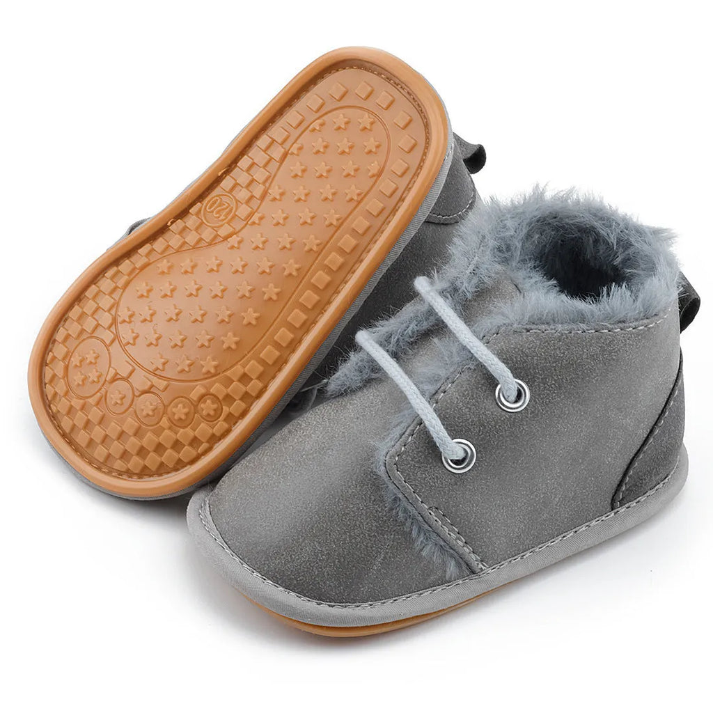 Warm velvet baby toddler shoes with non-slip rubber sole in 11 colours, three sizes 11-13cm