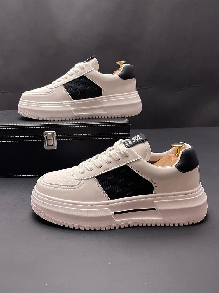 Men's and women's cloth sports casual shoes with rubber foam soles in white-green and white-black colour options