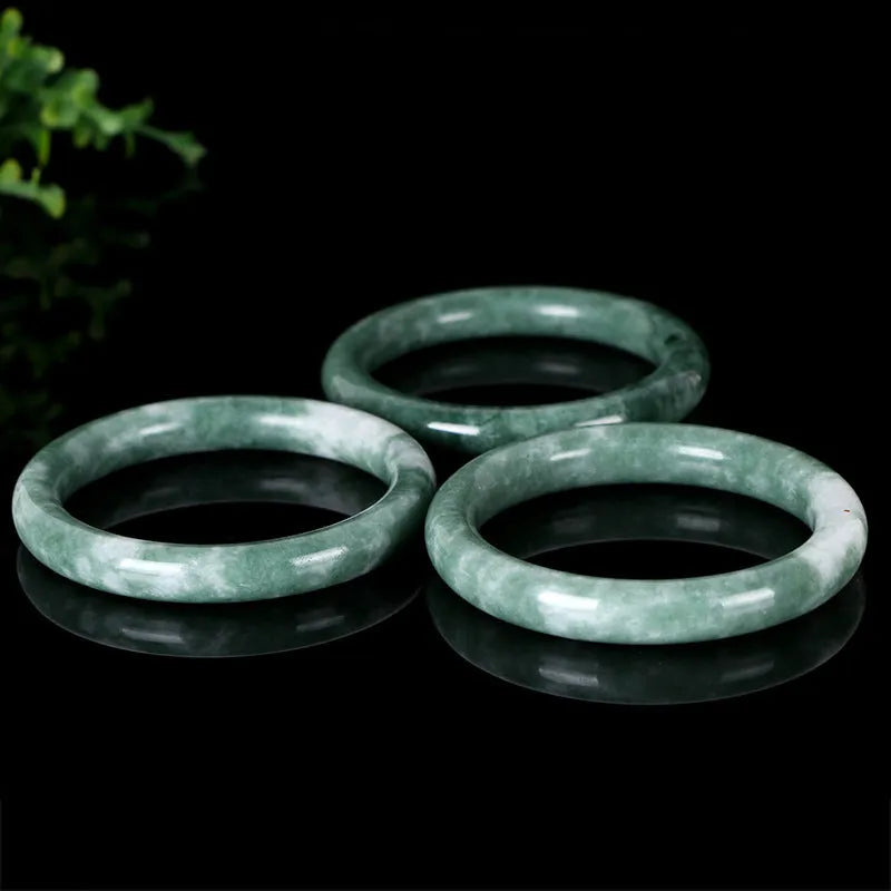 Green Guizhou Cui jade bracelet, Chinese style polished bangle, ring mouth 55-62mm