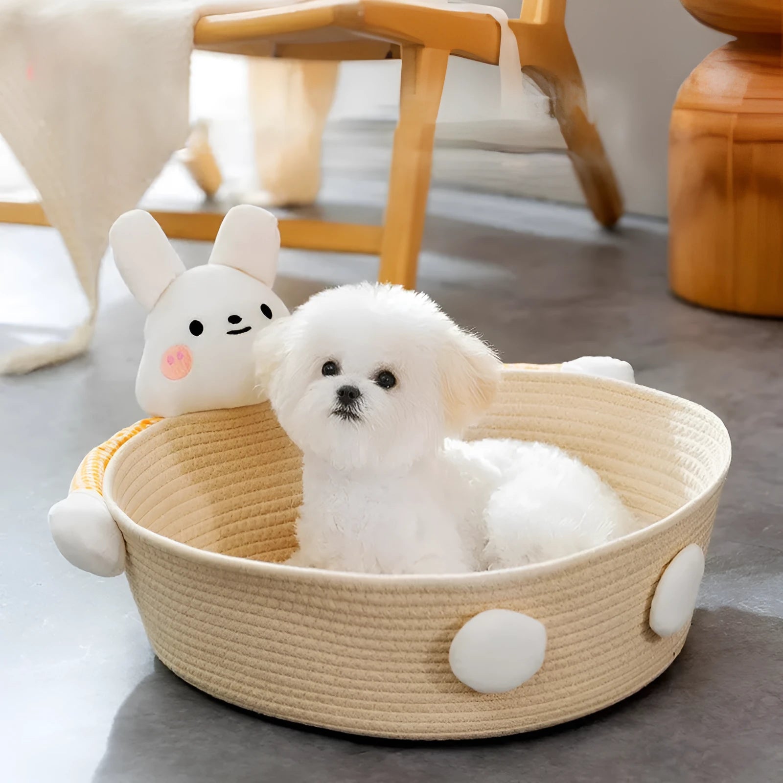 Woven cotton rope cat bed with integrated scratching board in basket design