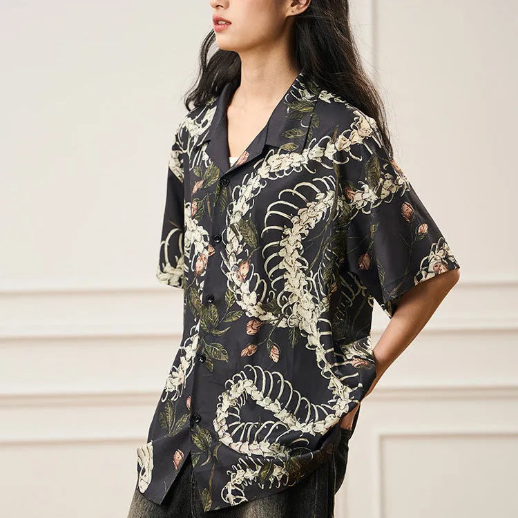 Snake bone and floral pattern printed Cuban collar short sleeve shirt with loose fit cardigan styling