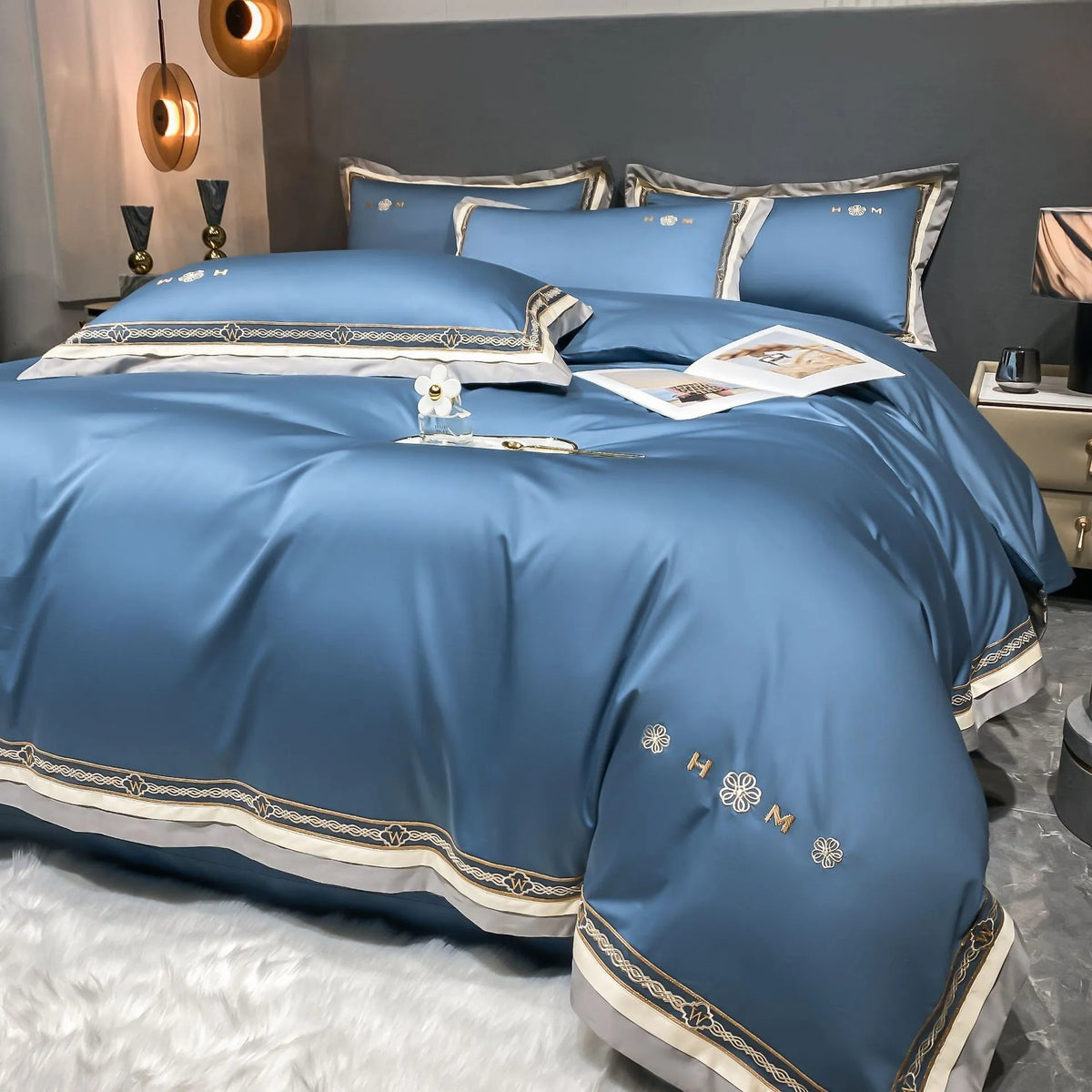 All-cotton four-piece bedding set with quilt cover, bed sheet and pillowcase in four colours