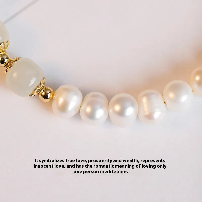 Diamond-shaped freshwater pearl bracelet in Hetian jade colour with Korean-style design