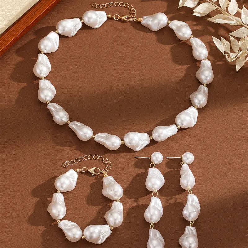 Baroque fashion irregular imitation pearl collarbone chain set with teardrop shapes