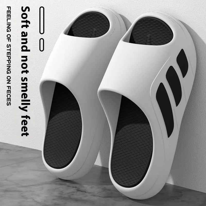 Men's brown platform slippers with EVA construction and injection moulded sole for indoor home use