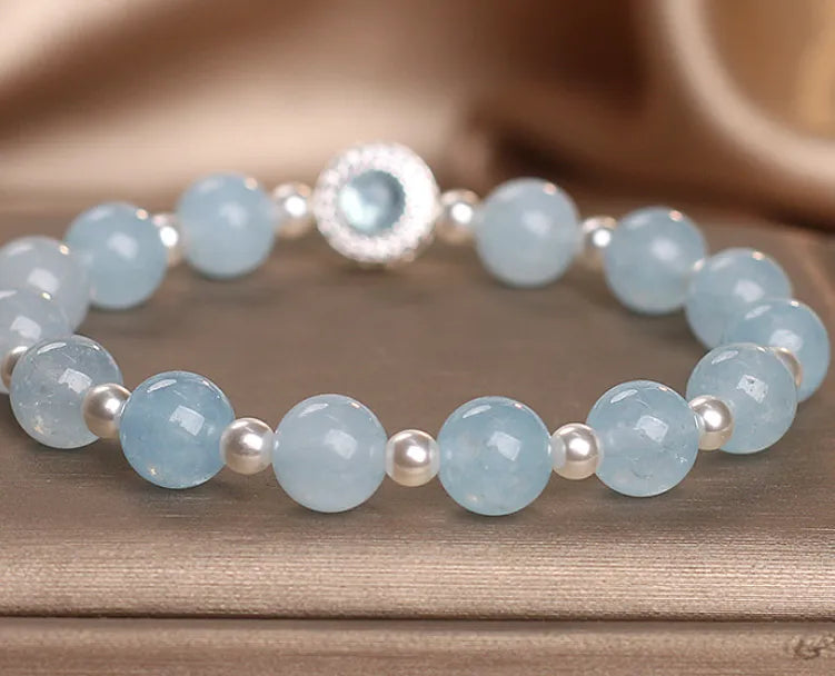 Natural aquamarine crystal bracelet for women in sky blue with original design