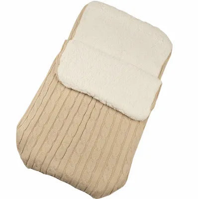 Winter baby stroller sleeping bag with lamb cashmere lining and cotton wool filling in envelope design