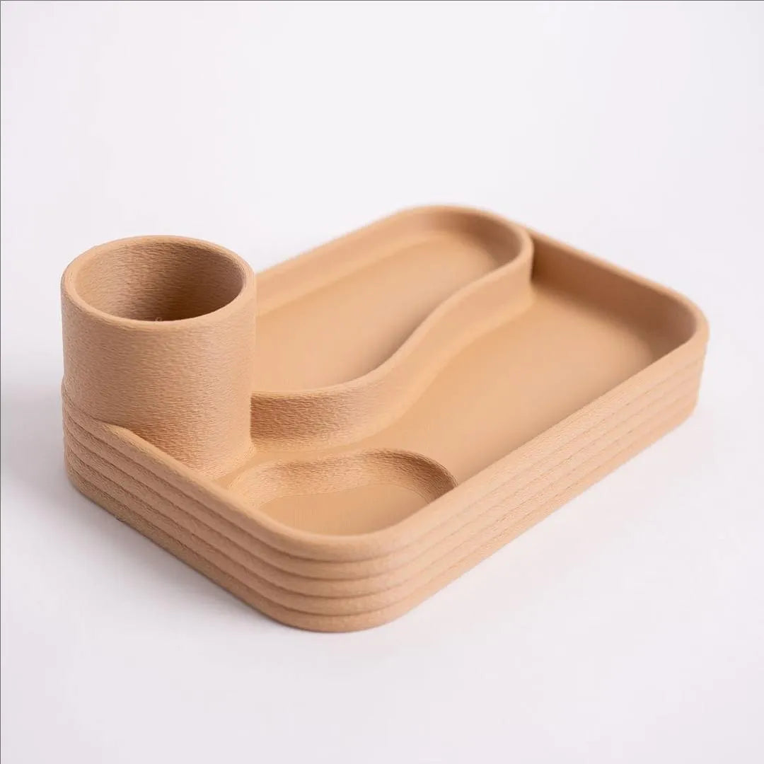 Plastic desktop storage box in modern simplicity style, 24x16x8cm, for remotes, cosmetics and cables