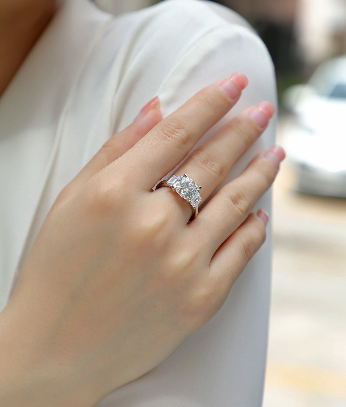 Square 9x9mm moissanite wedding ring set in S925 silver with platinum plating, gift box packaging