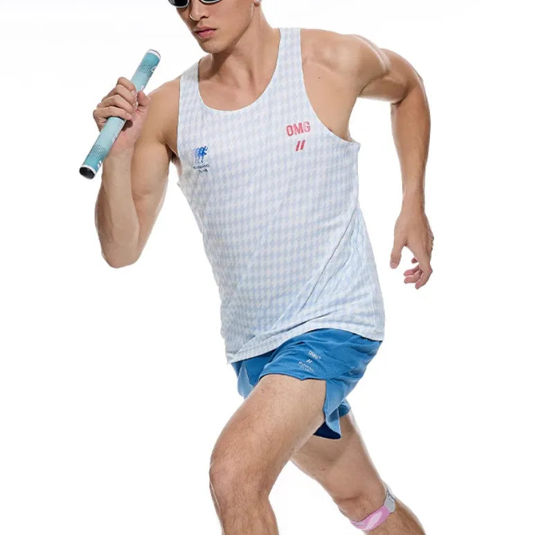 Mysterious Black four-point stretch running shorts with laser-punched stitching detail