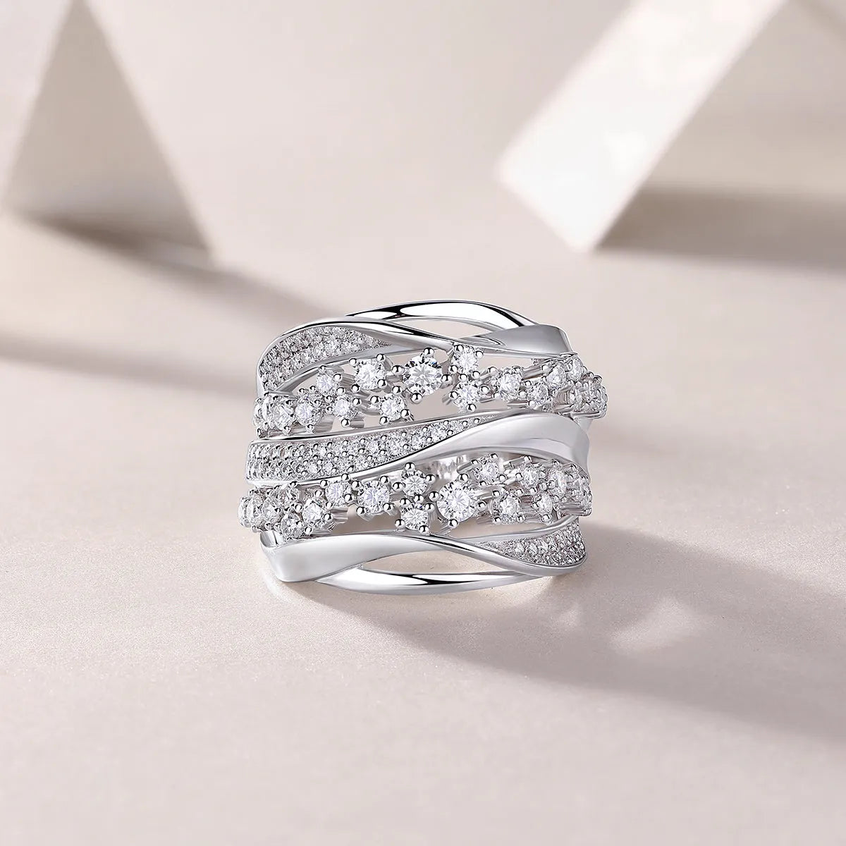 S925 silver platinum-plated moissanite wedding ring set in sizes 5 to 9 with gift box and GRA certificate