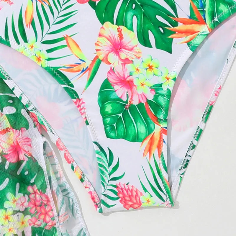 Girls' two-piece floral swimsuit in Korean style with high elasticity polyester fabric