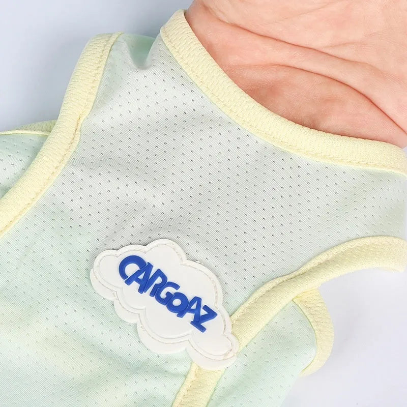 Lightweight green cat vest with sporty design for summer wear