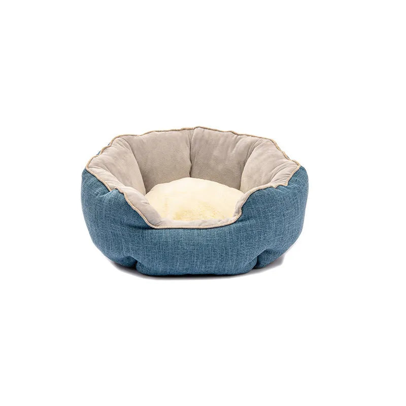 Octagonal pet bed with removable mat in soft wool point design for cats and small dogs