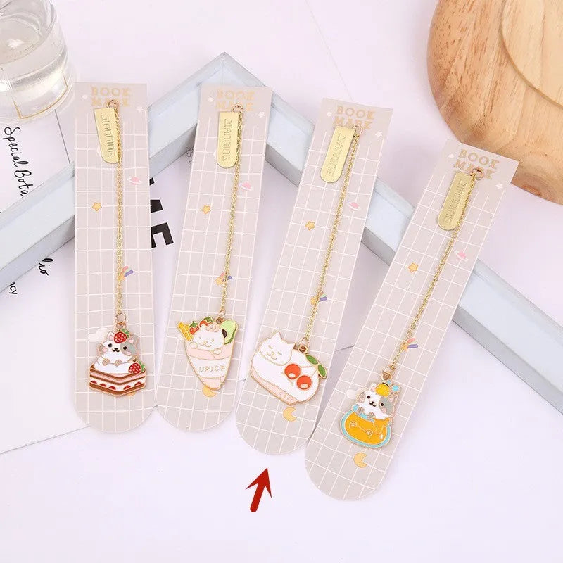Jane Key Foodie Cute Pet Cat metal pendant bookmark with cartoon design on 3.8x18.3cm card.