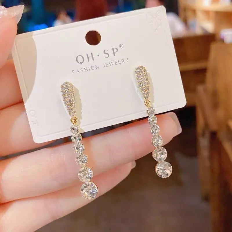 Sterling silver needle rhinestone tassel earrings, drop-shaped Korean style, silver colour, one pair