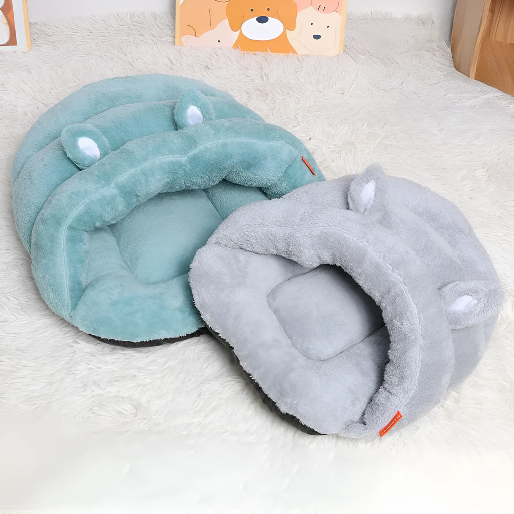 Soft pet cave bed for cats and small dogs in beige, blue or grey, sizes M 60x48x28cm and S 45x36x22cm
