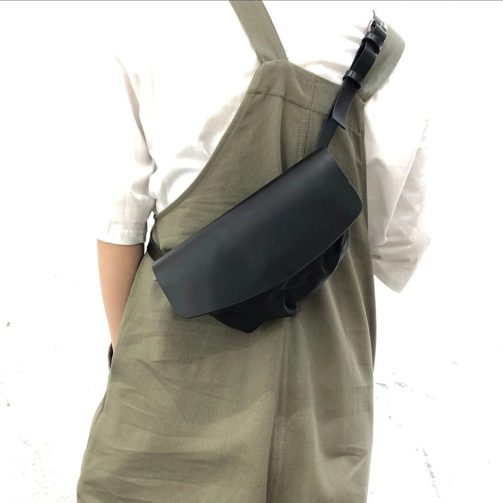 Genuine cowhide leather single-shoulder bag for women black handmade 14cm width 21.5cm length