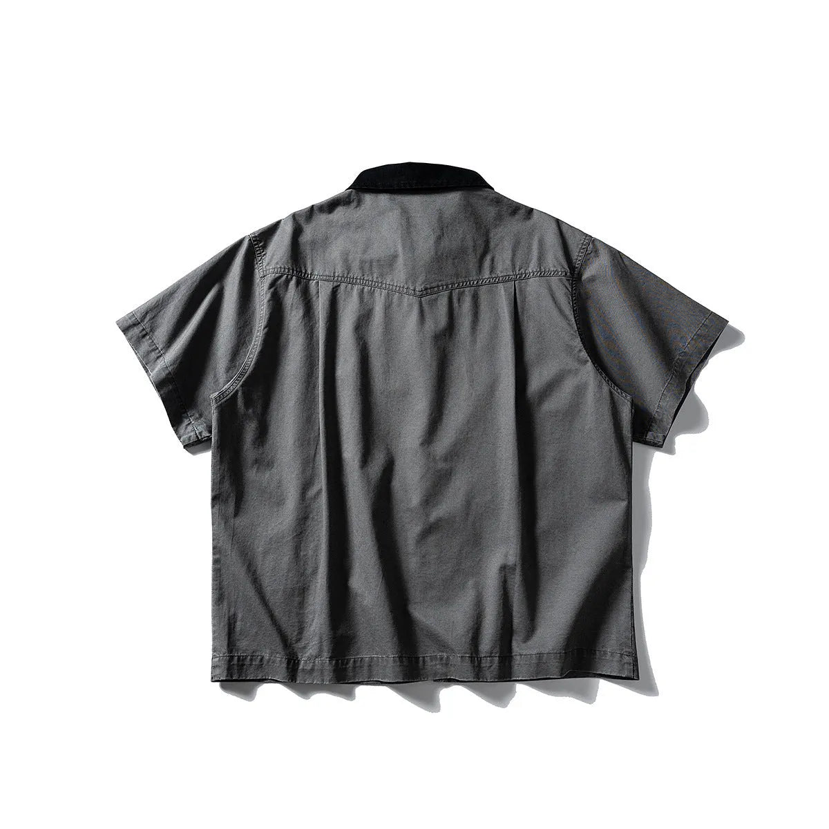 Short sleeve washed overalls shirt in loose cardigan style, cotton fabric, khaki or grey colours