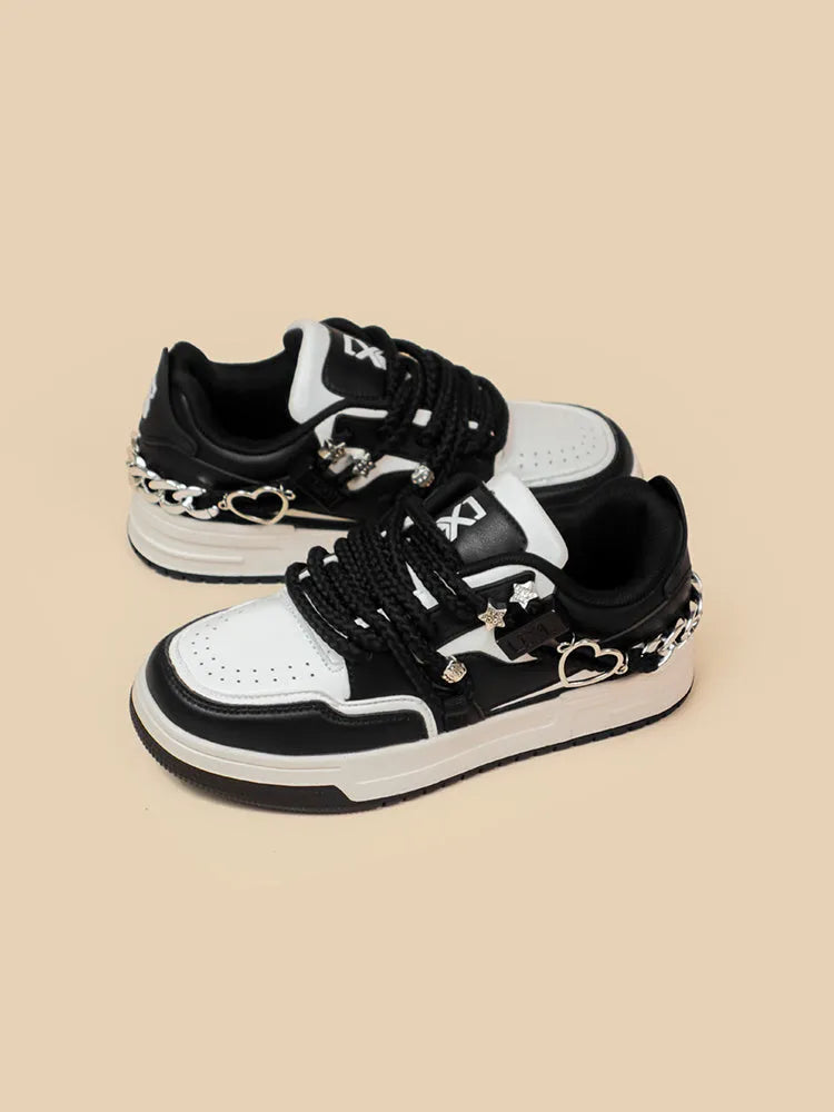 Women's black breathable platform lace-up sneakers made of microfiber with round toe and rubber sole