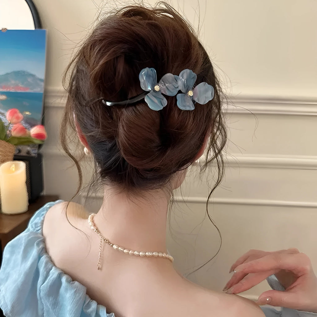 Retro flower back head updo bobby pin with acrylic petals in beige colour