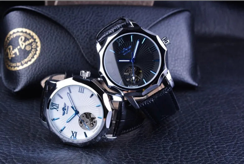 Aqua watch with black strap and white dial showing 4.2cm surface and slim profile