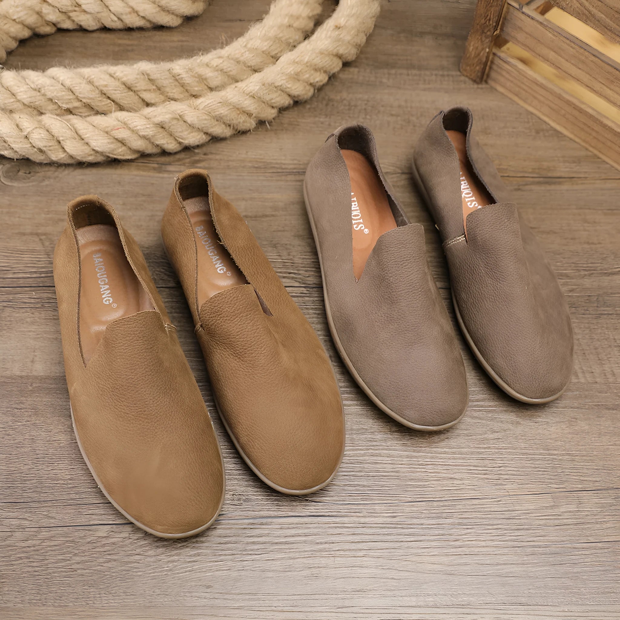 Handmade men's shoes in khaki with wedge heel and rubber sole