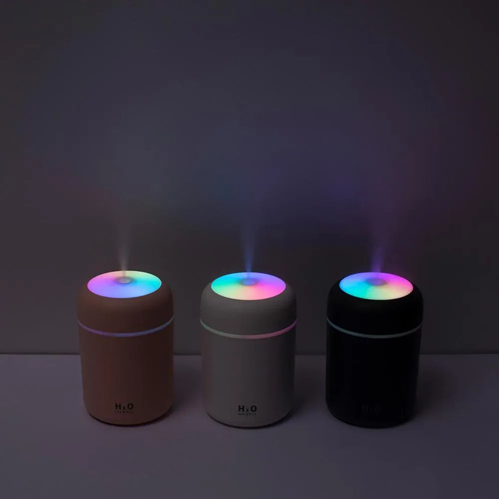 Car USB colourful cup air humidifier with 300ml tank, low noise, two spray modes, atmosphere lights, compact design