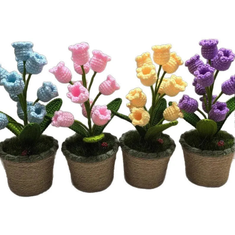 Handmade wool crocheted potted small night lamp with USB cable, 9 head Linglan style in pink