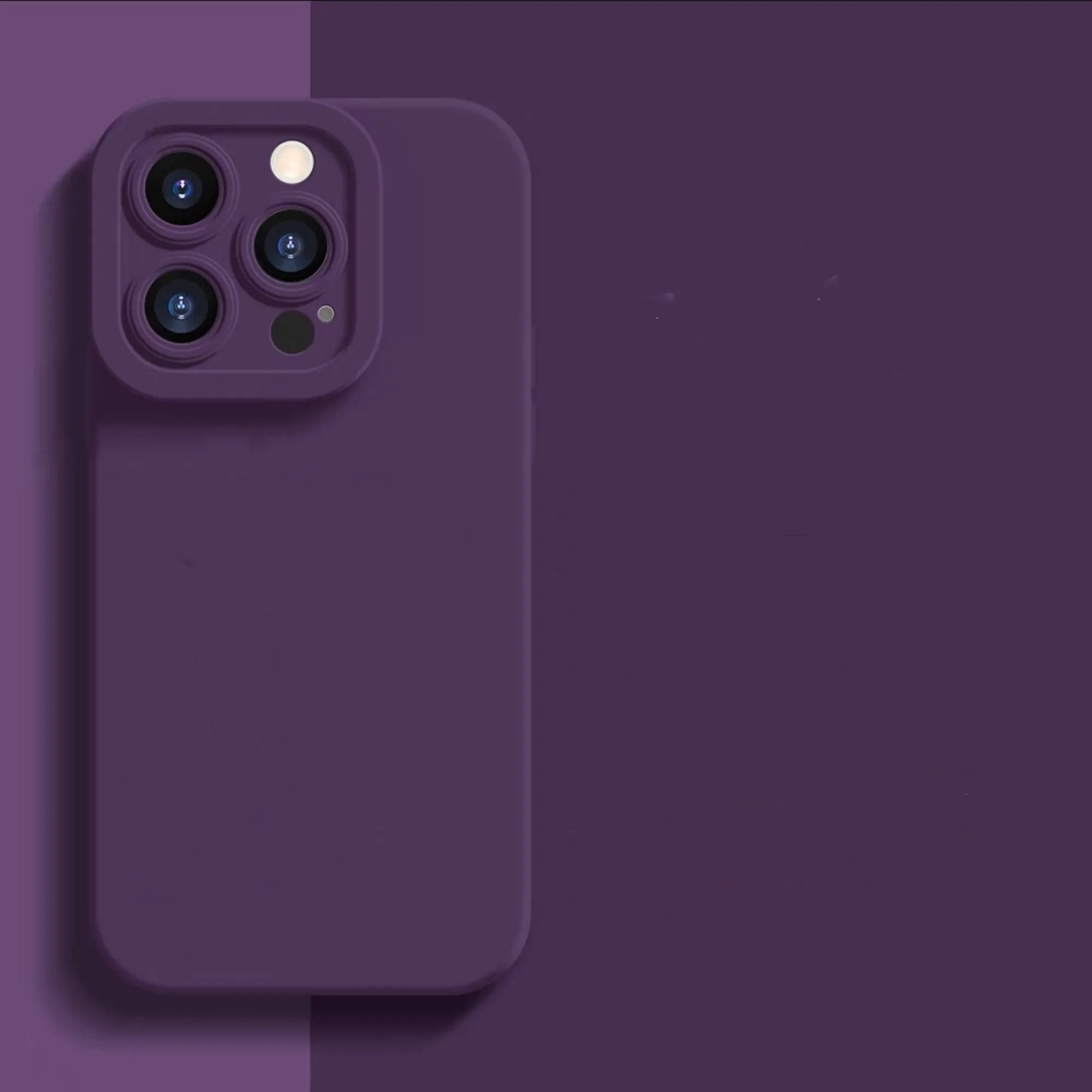 Advanced cutout silicone phone case for iPhone 15 Pro Max in Eagle Eye classic black with drop protection