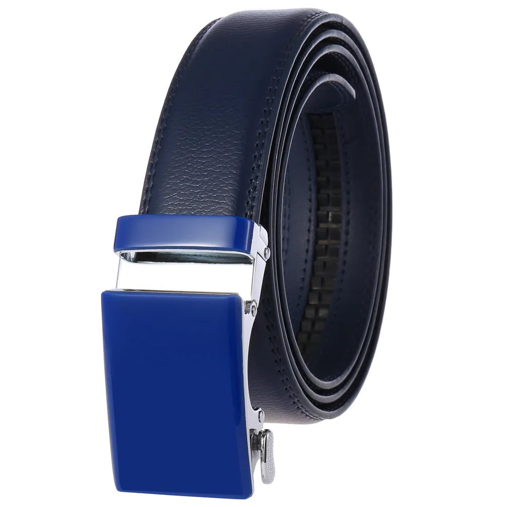 Men's cowhide automatic buckle business belt in black on a neutral background showing the buckle.