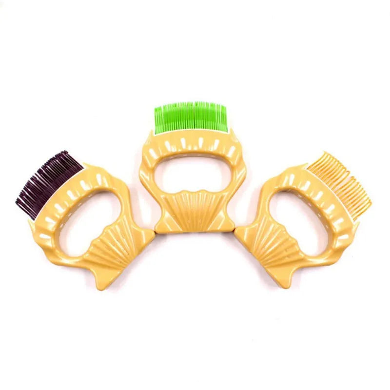 Shell-shaped plastic pet grooming brush with bent wire bristles and anti-slip handle in green colour