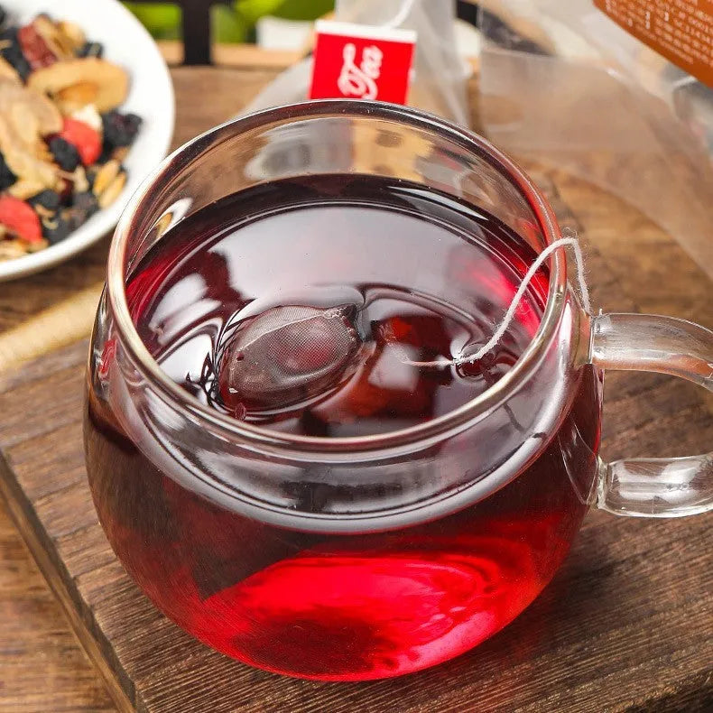 Box of Ginseng Black Wolfberry Tea showing 40 individual tea bags, total weight 200g.