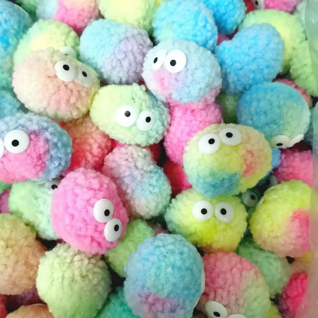 Doll bouquet DIY bounce ball accessory in artificial plush with ribbon eyes
