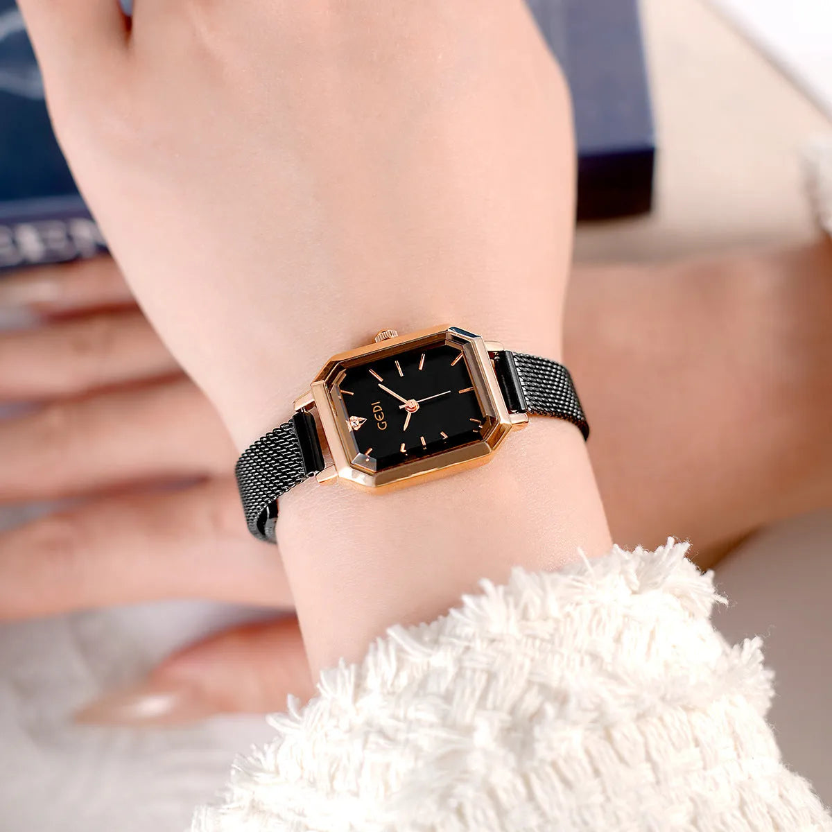 Square retro casual watch for women with rose shell case and multiple colour options