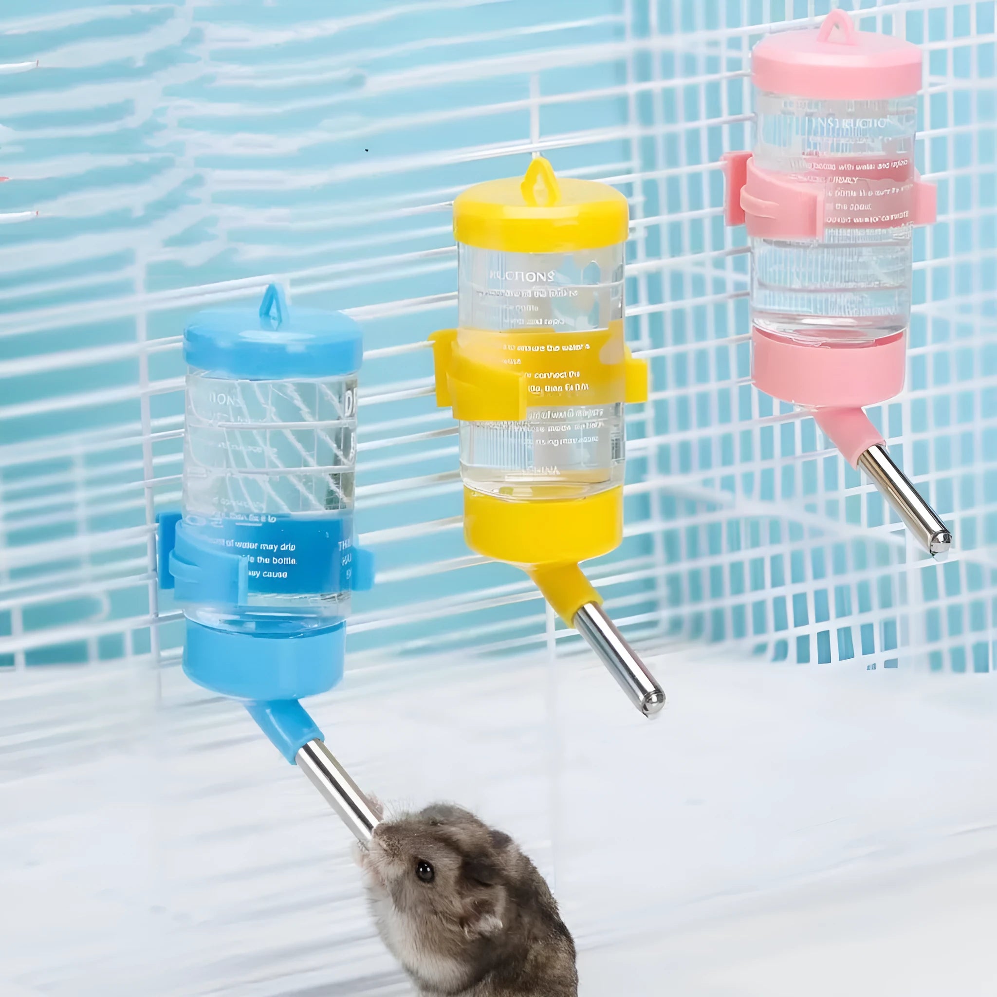 Plastic ball kettle pet water feeder in multiple colours with leak-proof valve for cage mounting