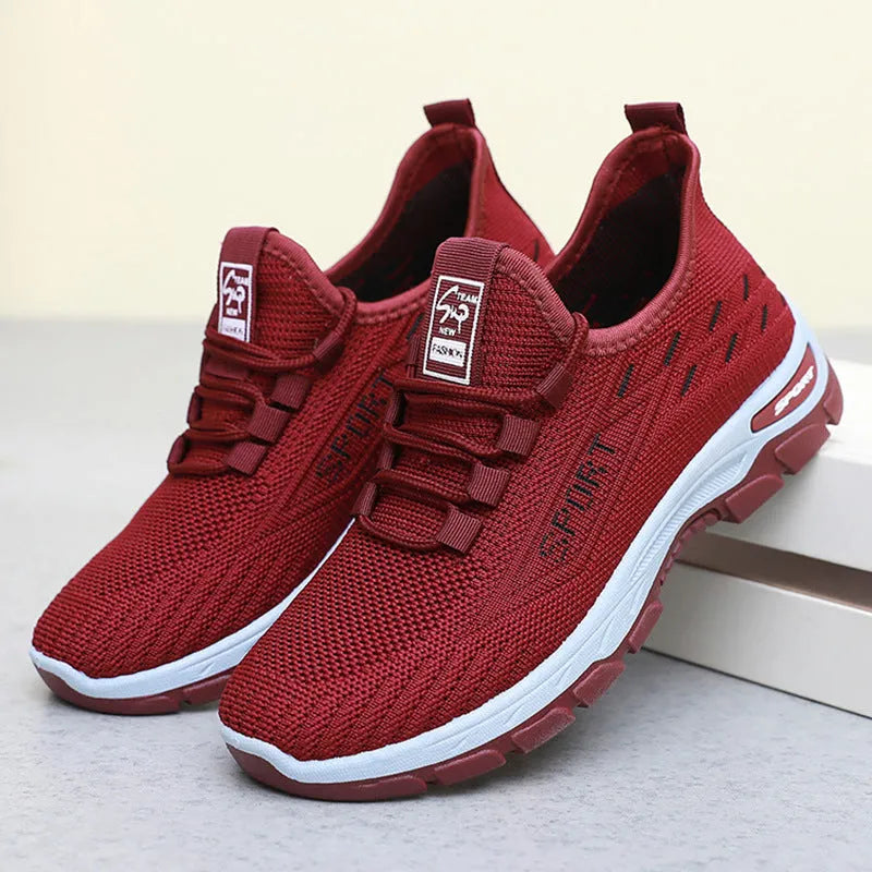 Casual low-top sneakers with soft PVC soles in black, grey, brown, red or light purple