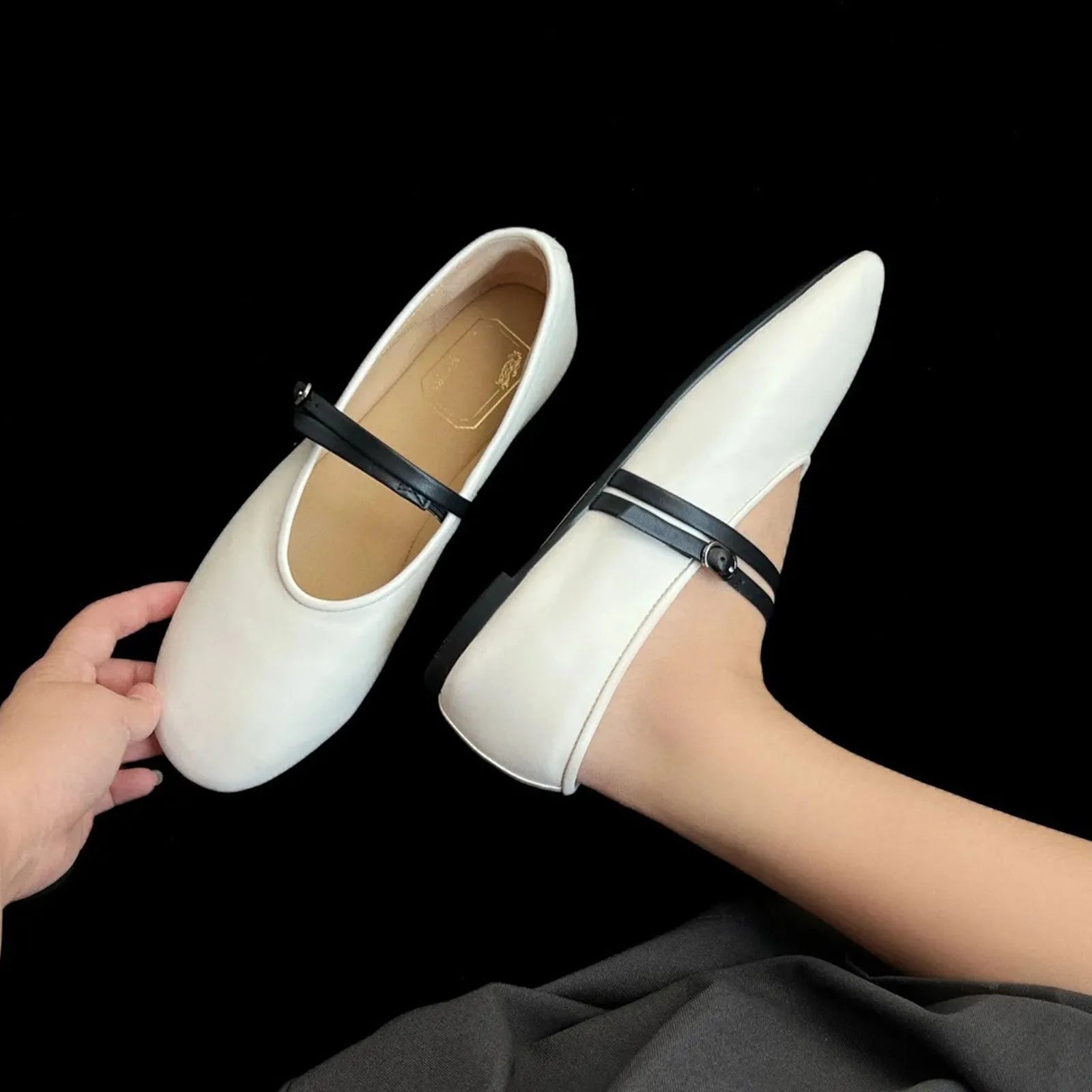 Soft retro Mary Jane shoes round toe sheepskin leather buckle flat shoes black women